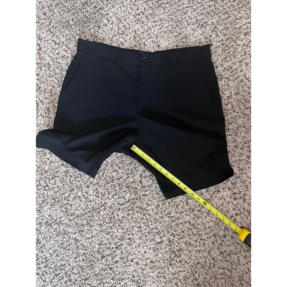 Gap Mens 8 Inch Tech Shorts Black Performance Flat Front Size 34 - Picture 3 of 5